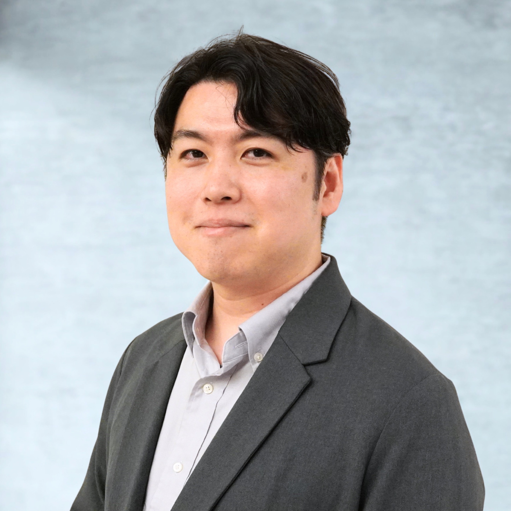 栗田 雄介 氏