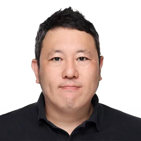 佐久間 英人 氏